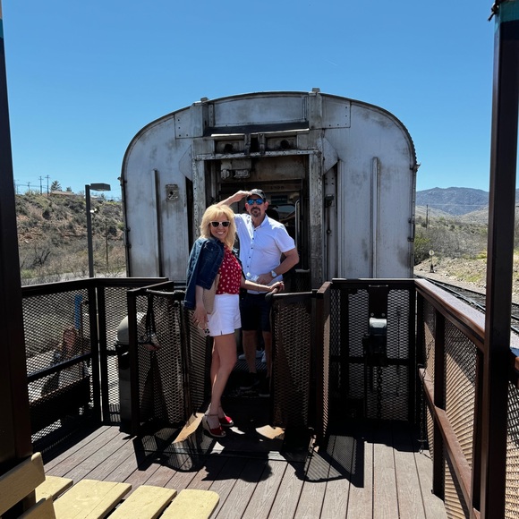 @AllicesCloset LIVE SHOW is HAPPENING NOW! - Picture 11 of 16